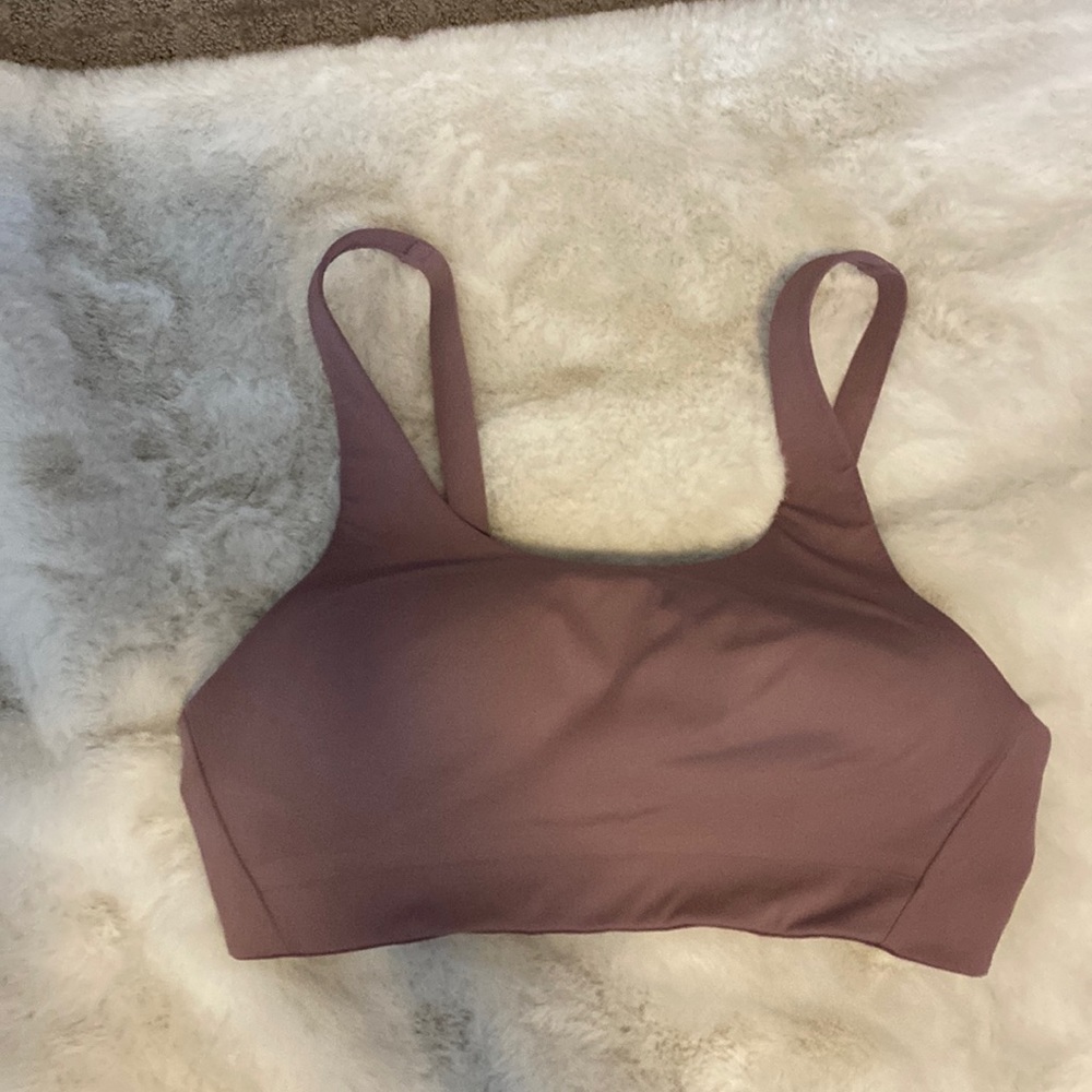 Athleta sports bra Size 34C